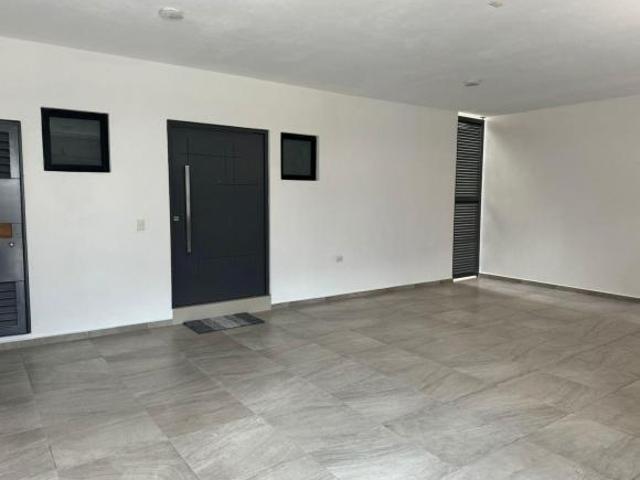 CASA EN VENTA SANTORAL ll | CUMBRES | GARCIA