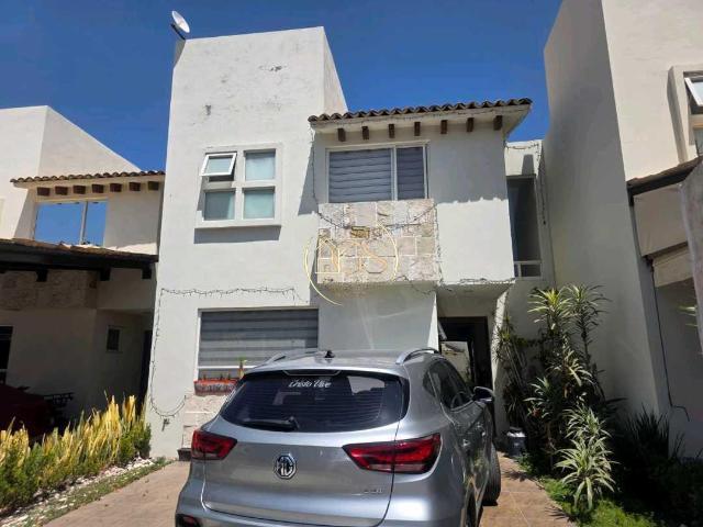 CASA EN VENTA SENDA REAL CELAYA