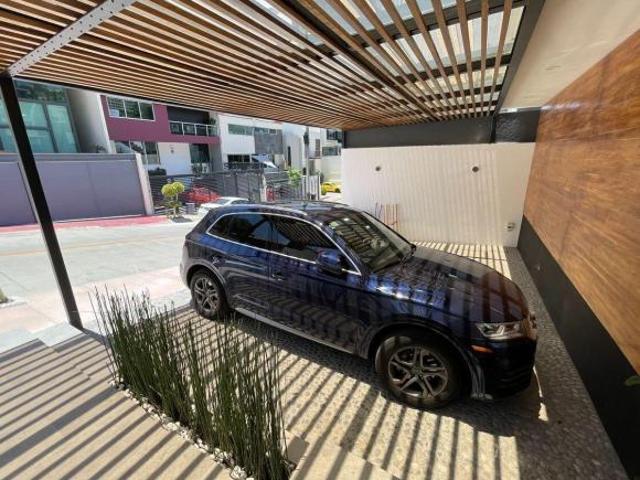 Casa en venta Sexta Sección Lomas Verdes, de revista