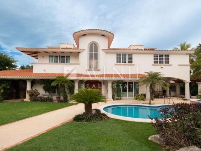 Casa en Venta, SM 15, Cancún Centro, Cancún