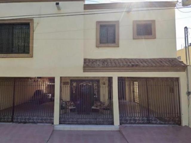 CASA EN VENTA SOCRATES FRACC. FIDEL VELAZQUEZ CADEREYTA NUEVO LEON