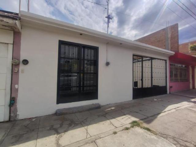Casa en venta sobre Bulevar Durango, ideal para negocio