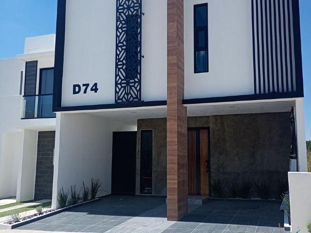 CASA EN VENTA TARAY ROYAL CLUB, CIUDAD MADERAS, EL MARQUES,QUERETARO