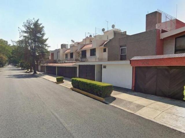 CASA EN VENTA, TAXQUEÑA, COYOACÁN