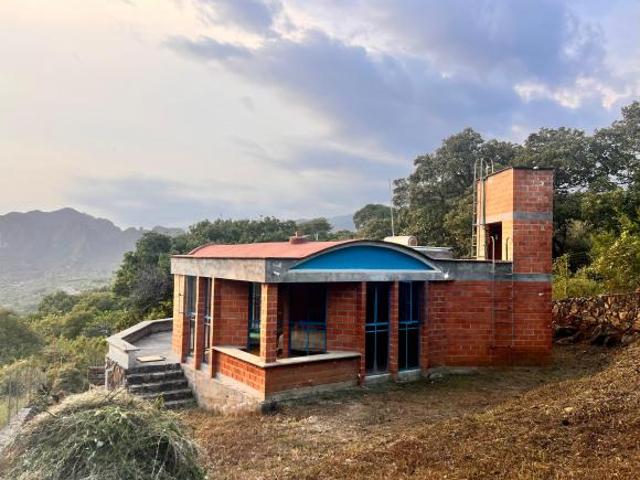 CASA EN VENTA TEPOZTLAN MORELOS