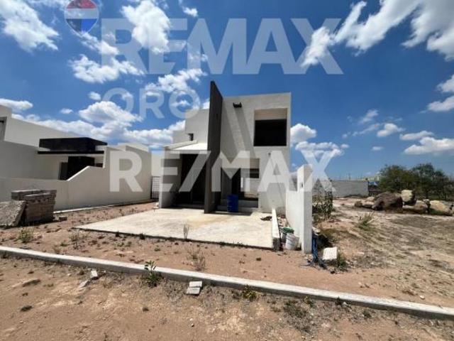 CASA EN VENTA TEQUISQUIAPAN QUERÉTARO 4
