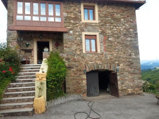 Casa en venta Tineo