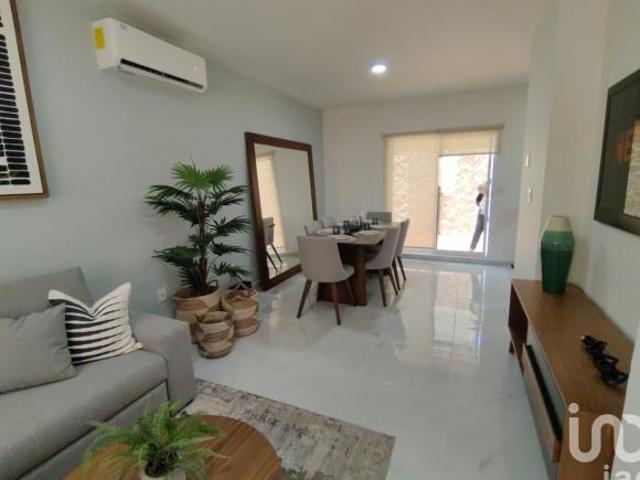 CASA EN VENTA TIPO CALIFORNIANO CON AMENIDADES EN EL SUR DE CANCUN, Q.ROO