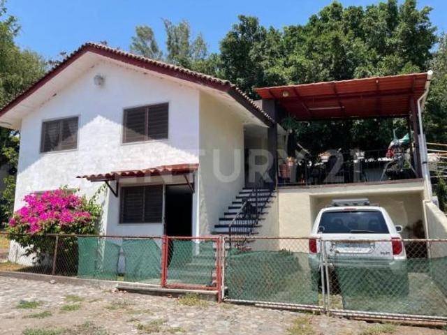 Casa en venta tipo campestre en Cofradia de Suchitlan