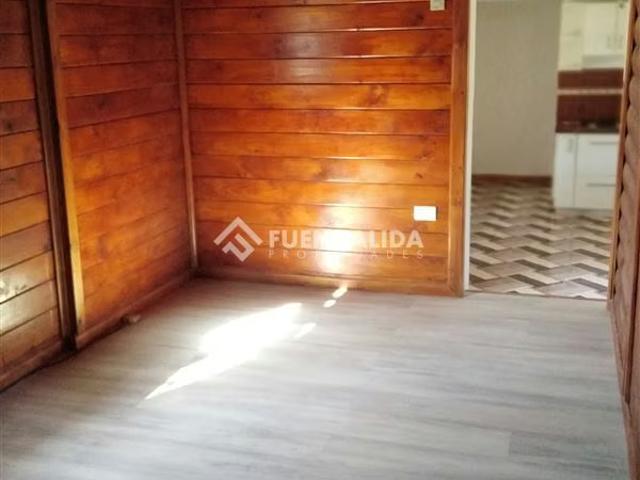 Casa en venta tipo chalet de 3 dormitorios en Curacaví | 3 dormitorios por 6300.00 en Curacaví