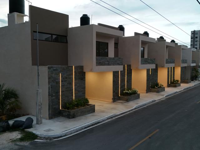 Casa en Venta tipo TH de 3 Recamaras en Chicxulub Puerto, Yucatán