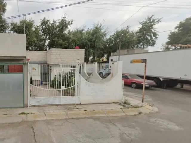 CASA EN VENTA TOLUCA VILLAS SANTIN