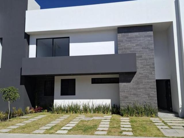 CASA EN VENTA TOLUCA PUERTA METEPEC MOD AQUA