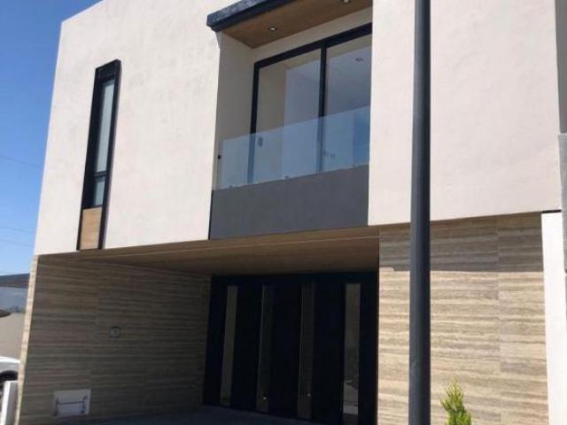 Casa en venta totalmente nueva en lomas de Ángelópolis