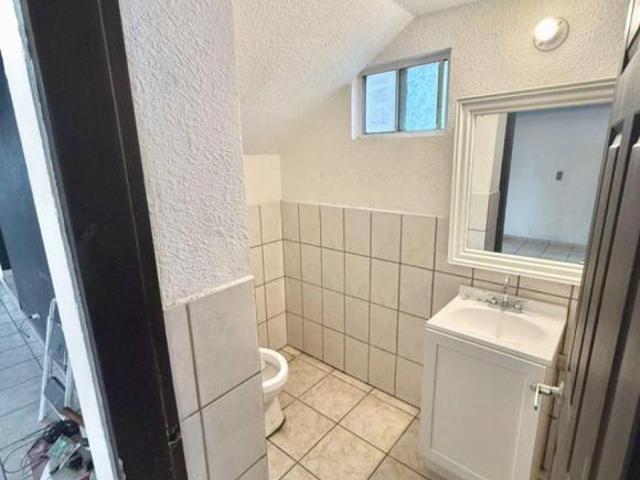 Casa en venta | Ubicación estratégica con potencial de renta | Benito Juárez, Ensenada