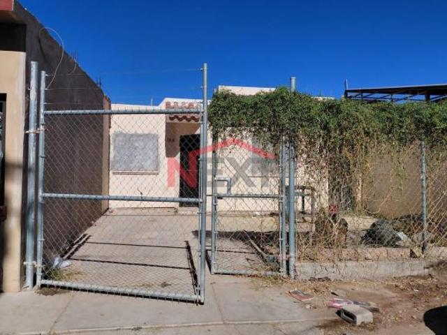 CASA EN VENTA UBICADA EN COL. ALEGRE