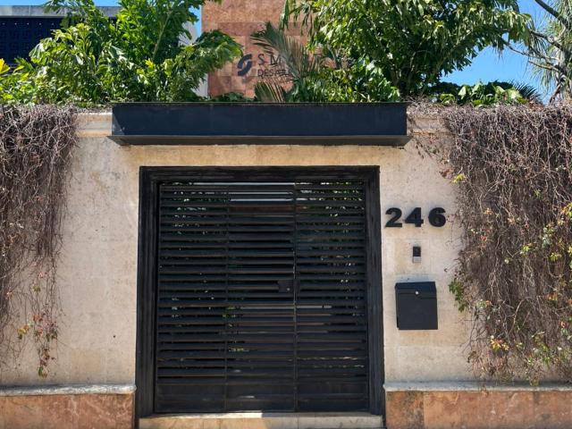 Casa en venta ubicada en col. Campestre uso habitacional u oficina