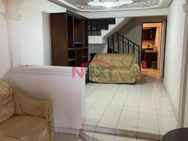 CASA EN VENTA UBICADA EN COL. VALLE DORADO