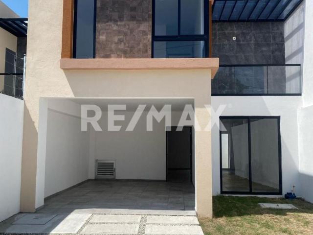 CASA EN VENTA UBICADA EN CURAHUESO