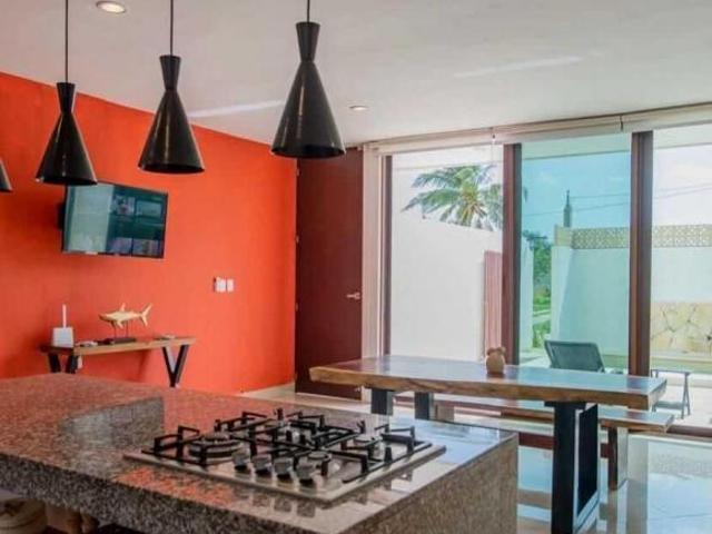 CASA EN VENTA UBICADA EN LAS PLAYAS DE CHICXULUB PUERTO