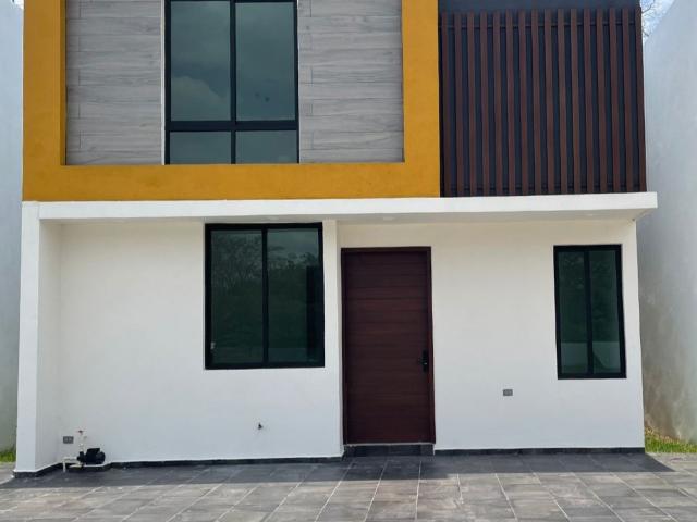 CASA EN VENTA UBICADA EN SABINA GRANDE, ZONA SABINA