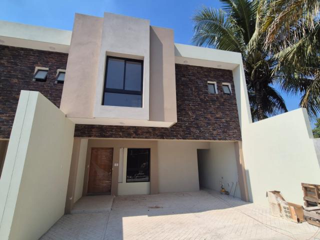 CASA EN VENTA UBICADA EN PRADOS 2 POMOCA