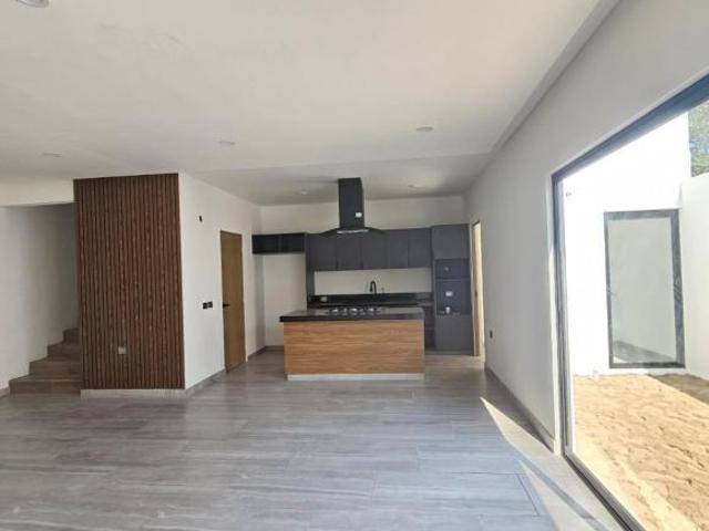 Casa en venta ubicada en real campestre
