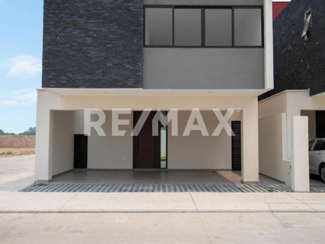 CASA EN VENTA UBICADA EN REAL CAMPESTRE