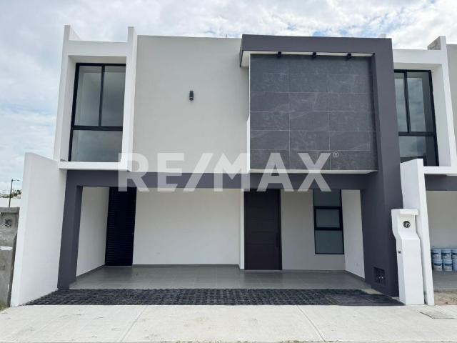 CASA EN VENTA UBICADA EN REAL CAMPESTRE | ZONA COUNTRY | CLUSTER 21
