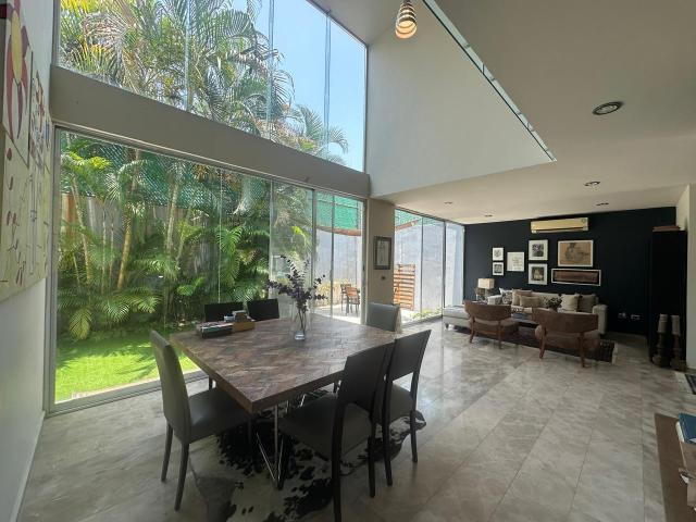 CASA EN VENTA UBICADA EN RESIDENCIAL EL COUNTRY