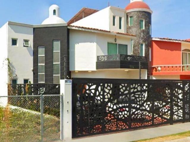 CASA EN VENTA UBICADA EN RESIDENCIAL FLUVIAL, PUERTO VALLARTA, JALISCO