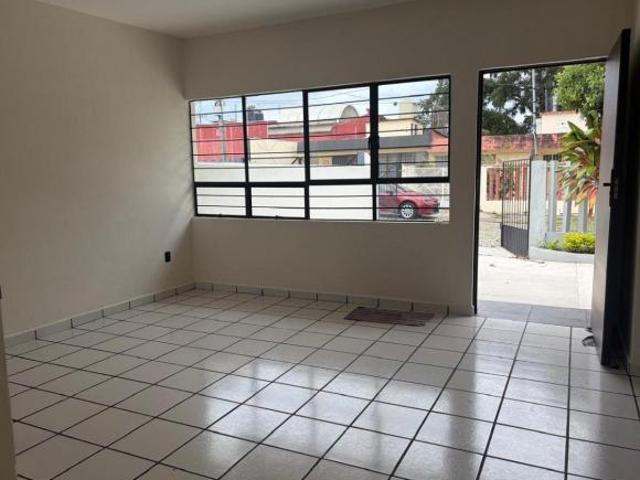 CASA EN VENTA UNA PLANTA, NUEVO CORDOBA, CORDOBA, VER