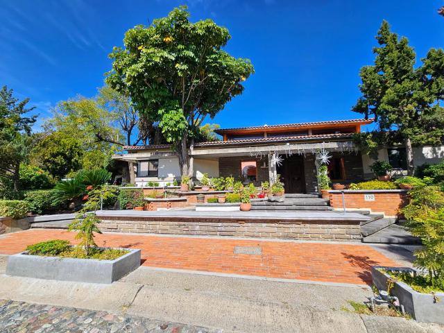 Casa en venta una sola planta El Refugio Campestre Leon, Gto estilo hacienda