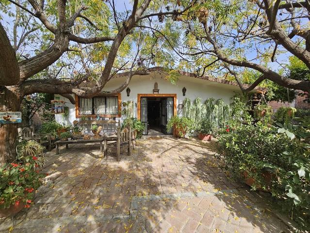 Casa en Venta, Valle de la Hacienda, 1 s?lo piso, 4 rec?maras bell?simos jardines con ?rboles