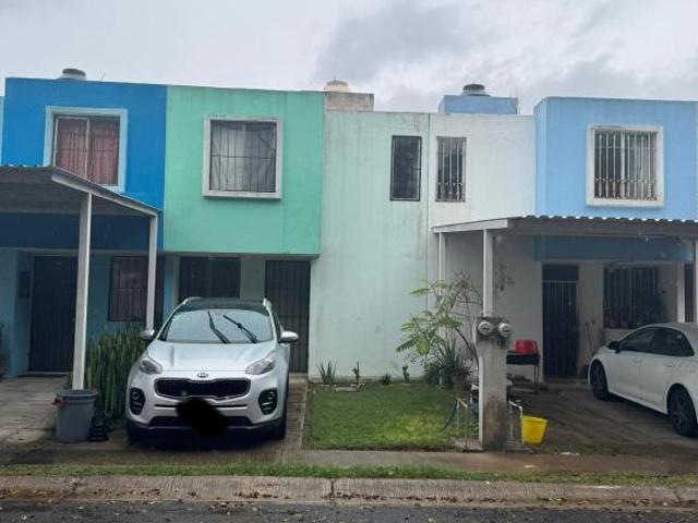 Casa en venta valle dorado