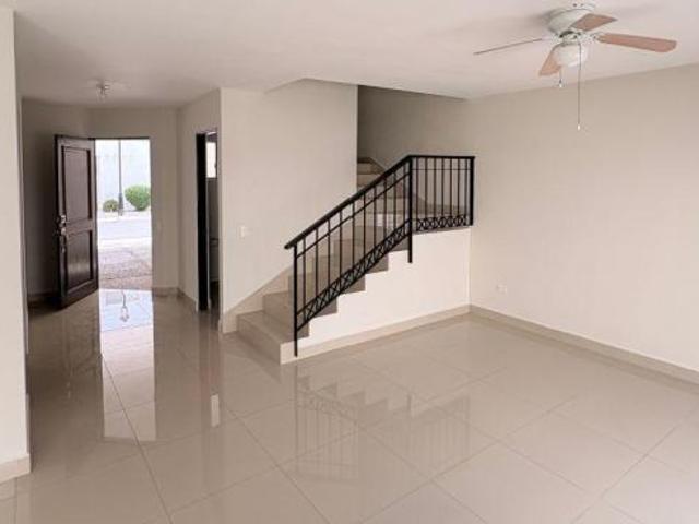 CASA EN VENTA, ZONA VALLE PONIENTE, MTY