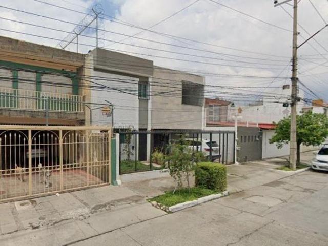 CASA EN VENTA VICTORIA ¡EXCELENTE OPORTUNIDAD DE INVERSIÒN PROPIEDAD DE RECUPERACIÒN HIPOTECARIA!