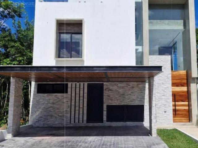 Casa en Venta Via Cumbres Cancun