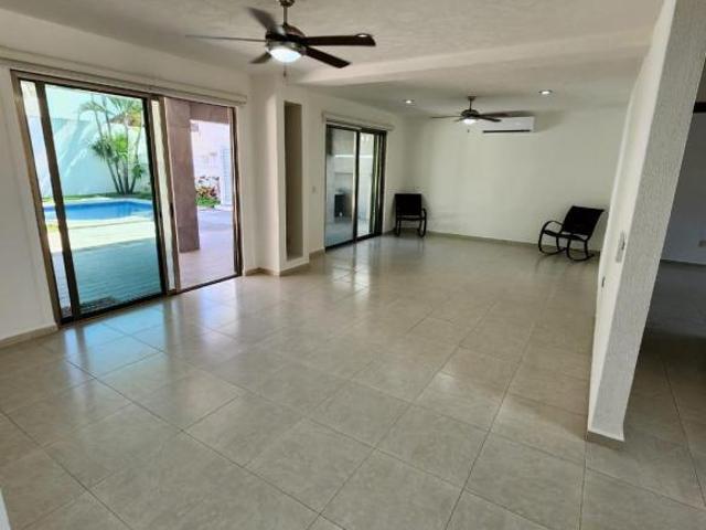 Casa en venta Villa Magna Cancún 3 recámaras con alberca