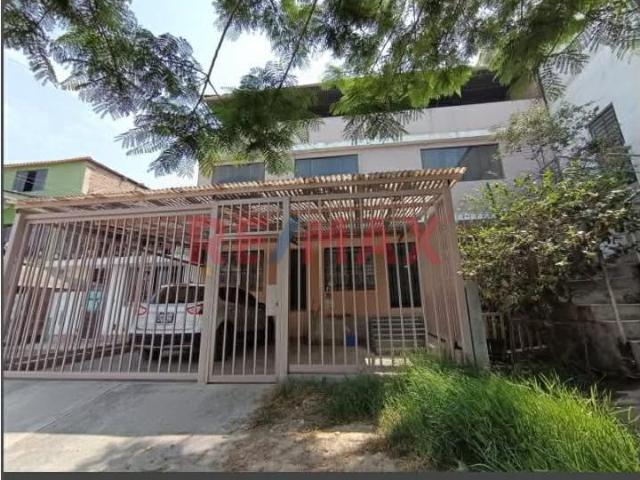 Casa En Venta Villa Maria Del Triunfo