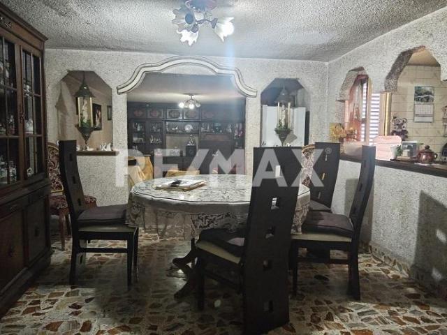 CASA EN VENTA VILLA DE LAS FLORES COACALCO