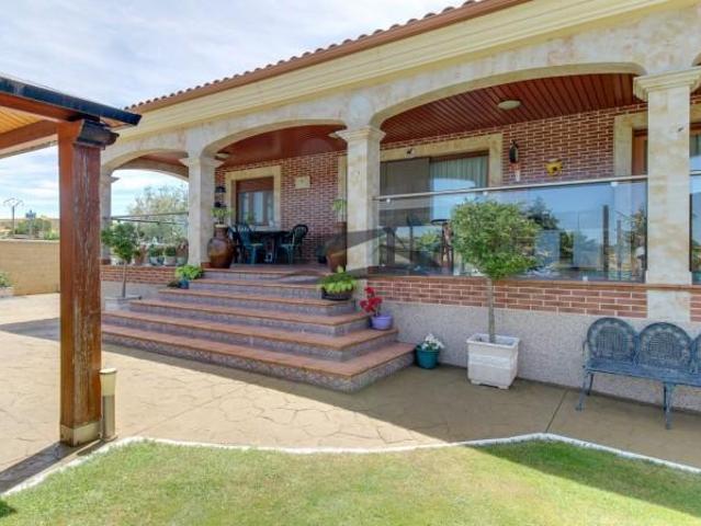 Casa en venta Villamayor