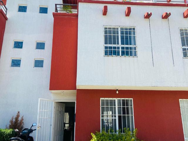Casa en VENTA Villas del Bosque XONACATLAN