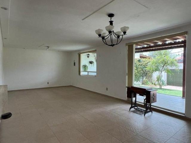 Casa en Venta Villas del Parque | 4 Recámaras | Jardín, Terraza y Rec en PB