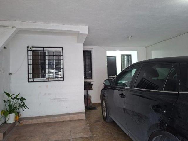 CASA EN VENTA VILLAS LAS FUENTES