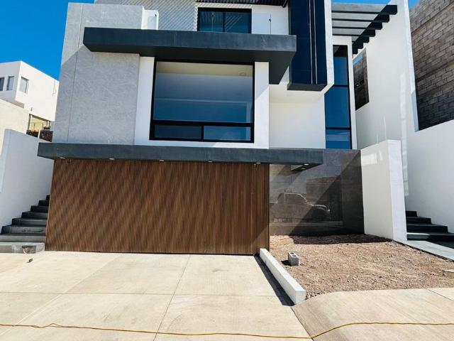 CASA EN VENTA VISTAS DEL VALLE