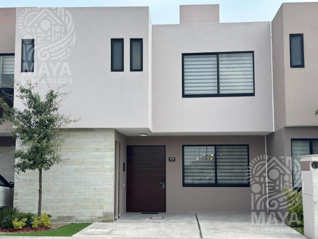 Casa en VENTA, Virreyes de Catalu?a II, Mod. Valencia, Lomas del Marqu?s, Quer?taro