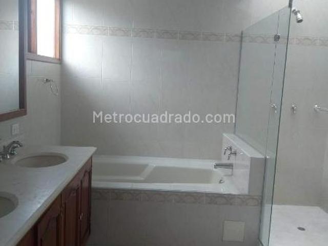 Casa en Venta y Arriendo, san jose de bavaria, Bogotá D.C