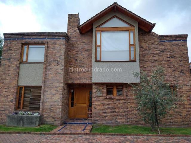 Casa en Venta y Arriendo, San Jose de Bavaria, Bogotá D.C