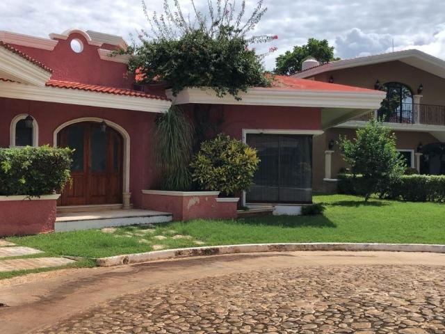 CASA EN VENTA Y EN RENTA EN CAMPECHE: AV. RESURGIMIENTO